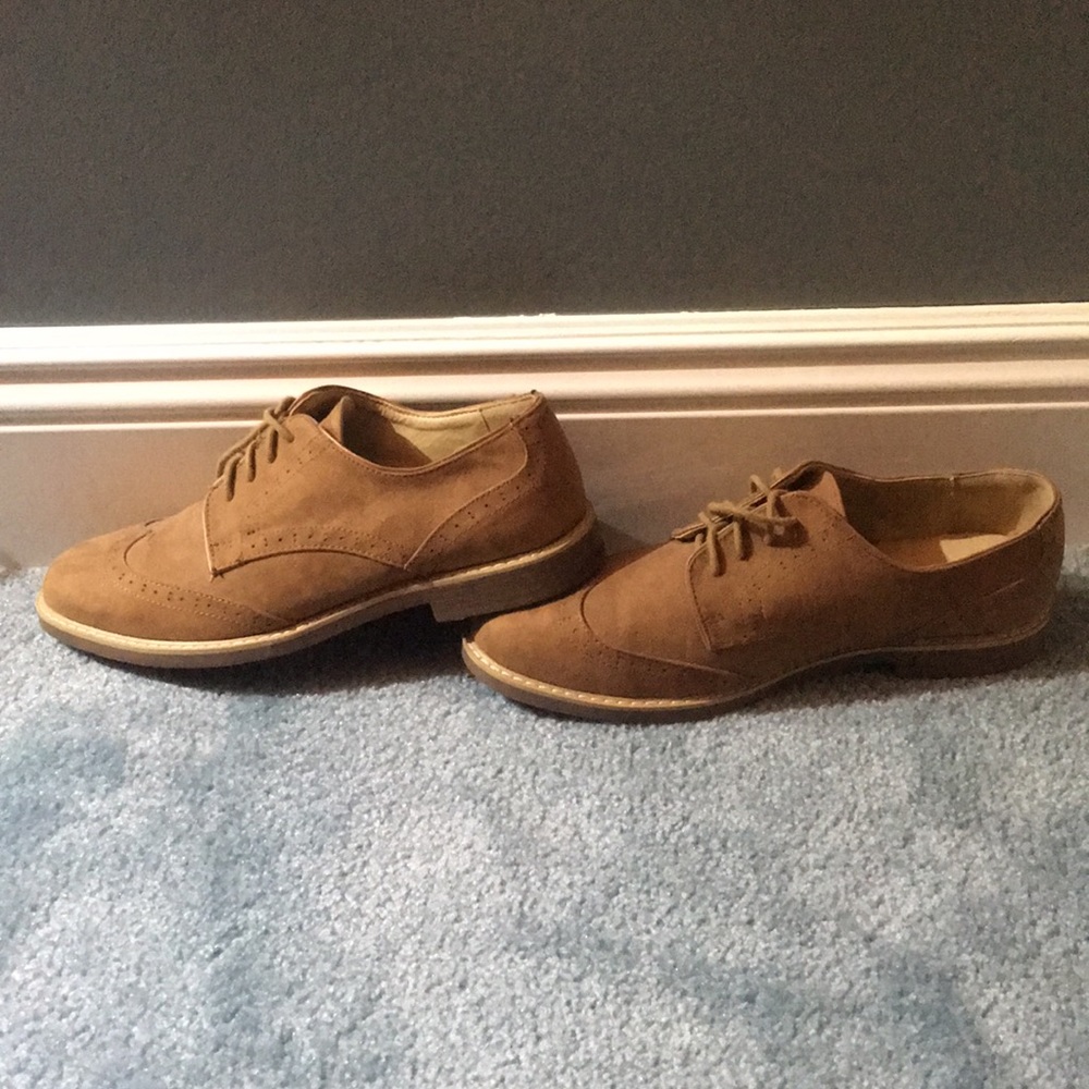 Men’s Wingtip Dress Shoe